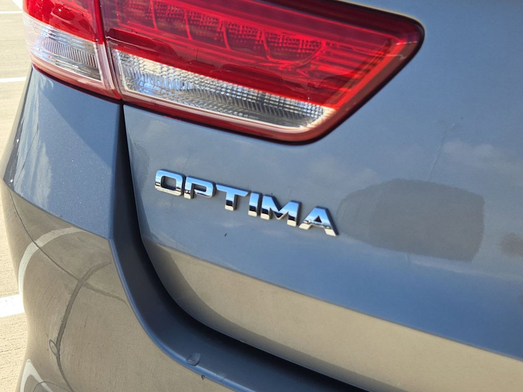 Thumbnail: 2016 Kia Optima - 22
