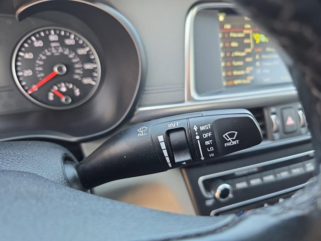 Thumbnail: 2016 Kia Optima - 30