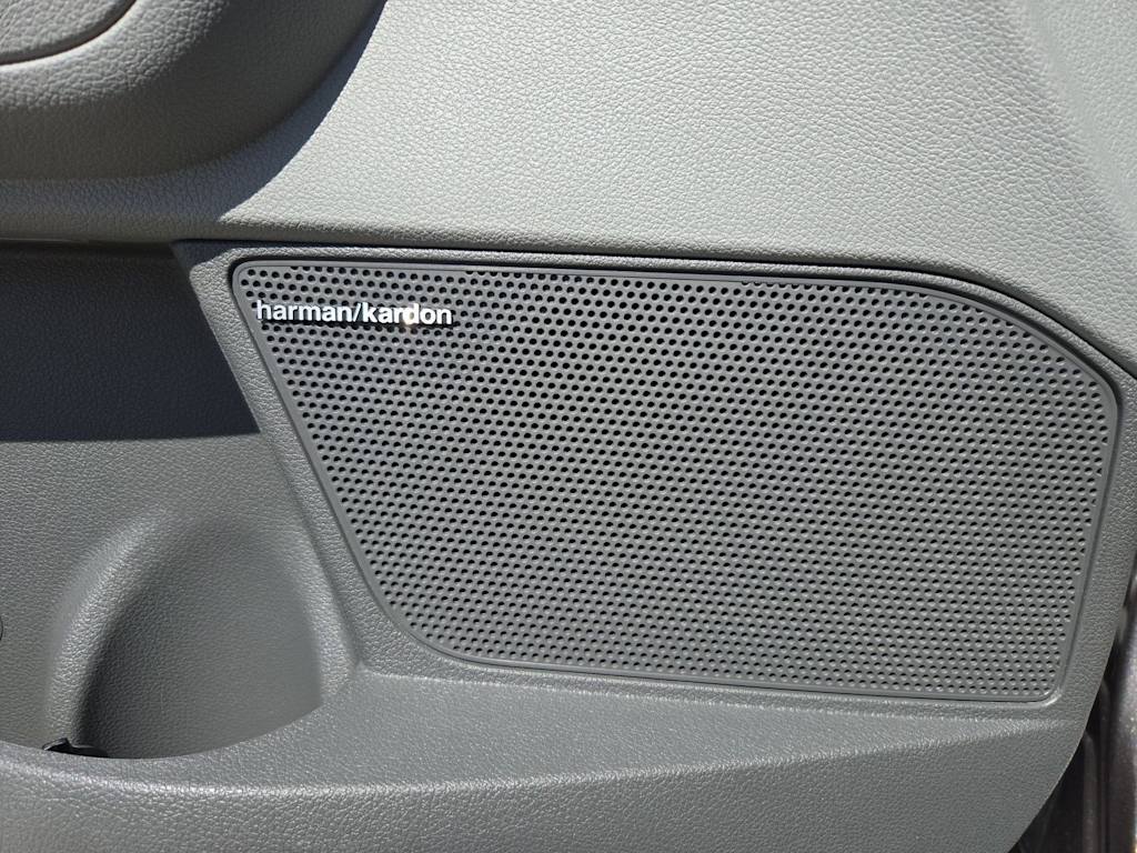 Thumbnail: 2016 Kia Optima - 33