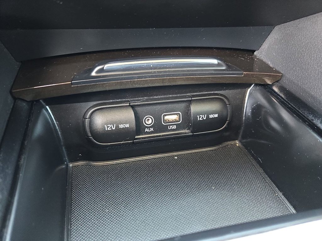 Thumbnail: 2016 Kia Optima - 34