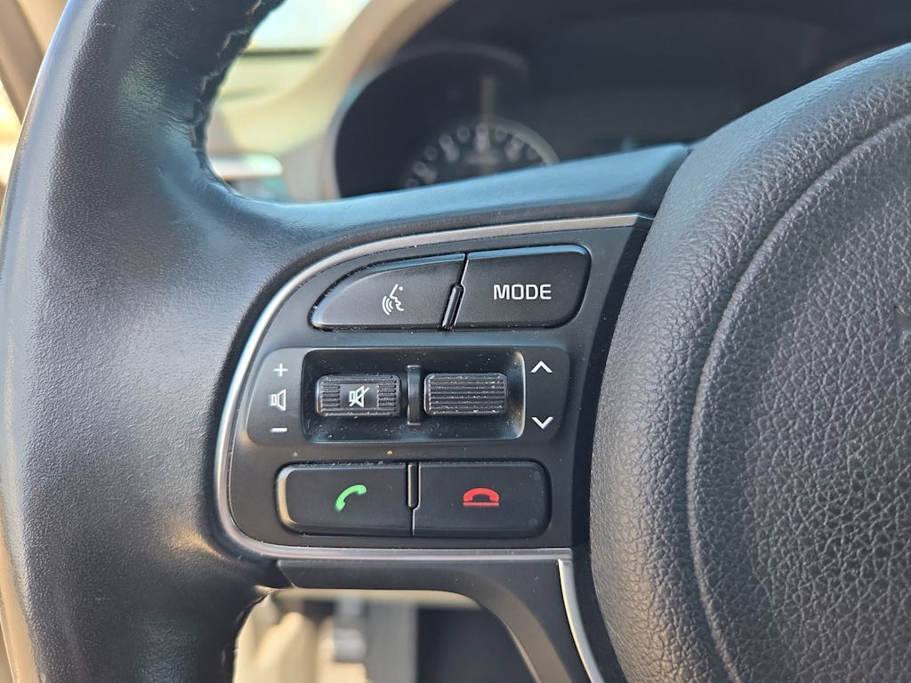 Thumbnail: 2016 Kia Optima - 28