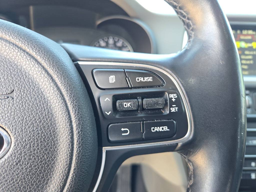 Thumbnail: 2016 Kia Optima - 29