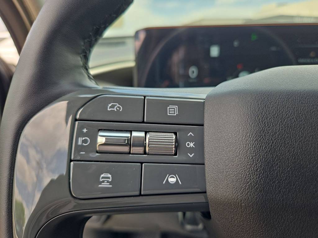 Thumbnail: 2026 Kia EV9 - 26