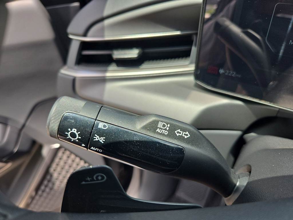Thumbnail: 2026 Kia EV9 - 15