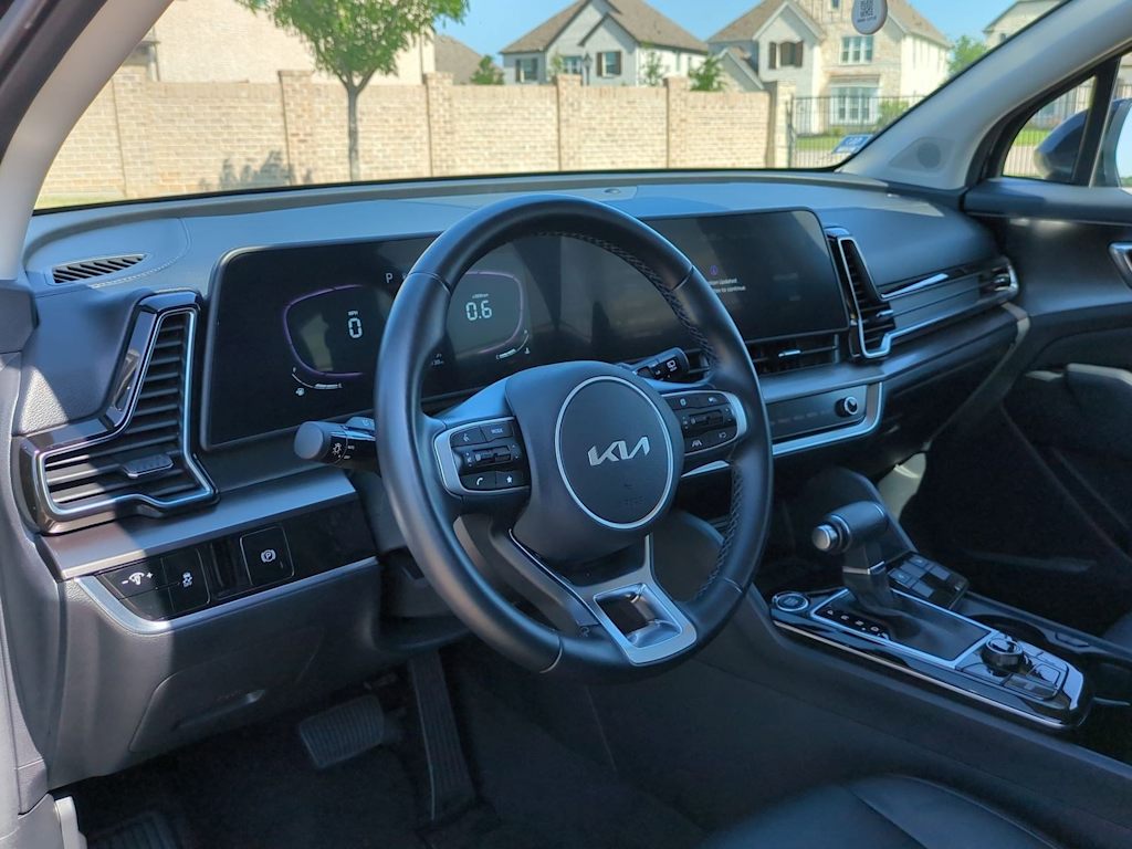 2023 Kia Sportage EX 2