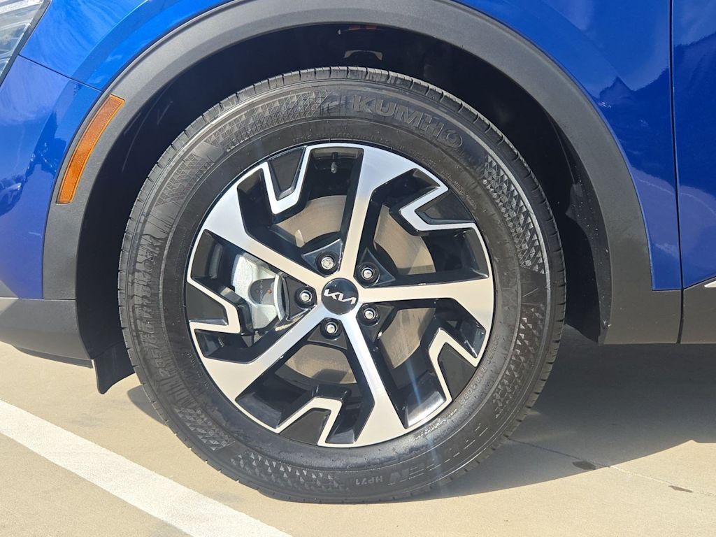 Thumbnail: 2024 Kia Sportage - 8