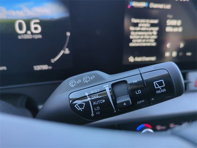2025 Kia Sportage SX 31