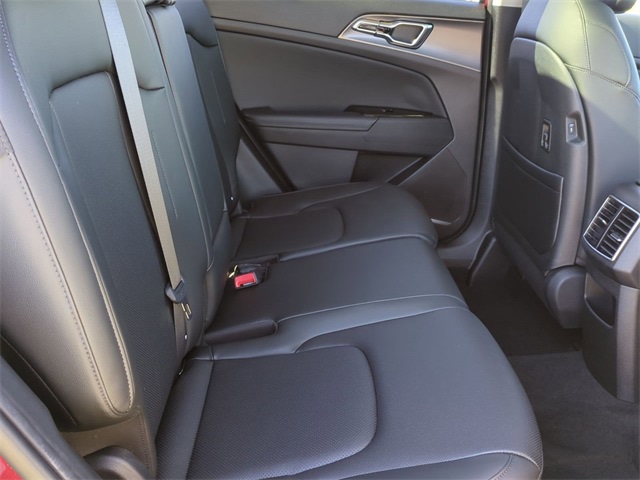 2025 Kia Sportage SX 27