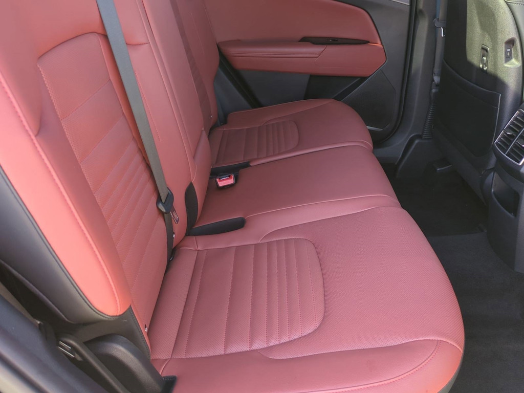 Thumbnail: 2023 Kia Sportage - 12