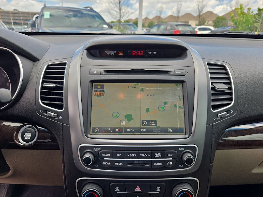 Thumbnail: 2015 Kia Sorento - 31
