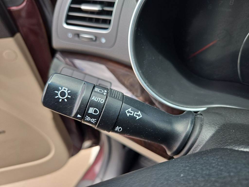 Thumbnail: 2015 Kia Sorento - 15