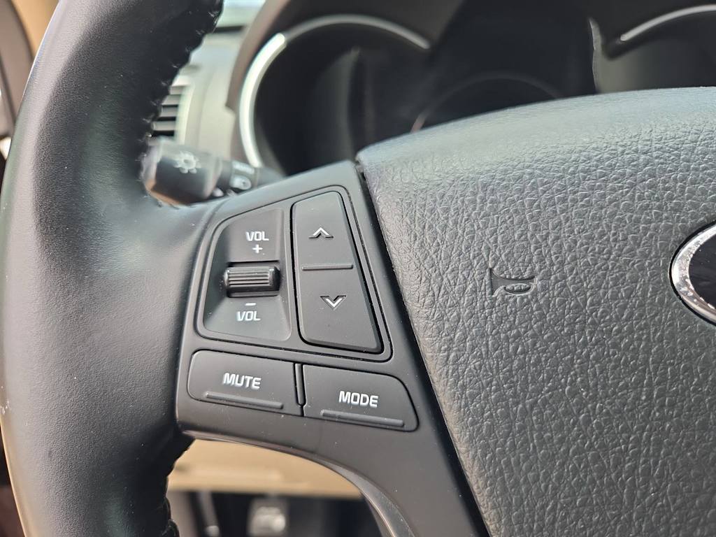 Thumbnail: 2015 Kia Sorento - 28