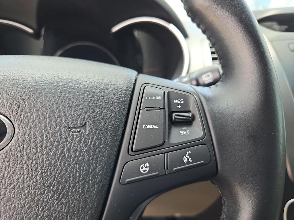 Thumbnail: 2015 Kia Sorento - 29