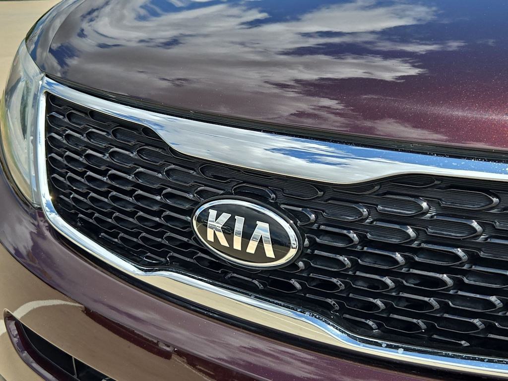Thumbnail: 2015 Kia Sorento - 21
