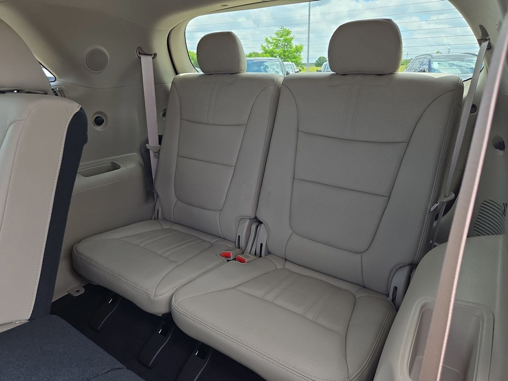 Thumbnail: 2015 Kia Sorento - 38