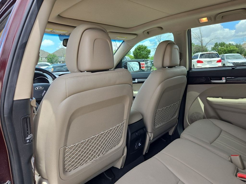 Thumbnail: 2015 Kia Sorento - 12