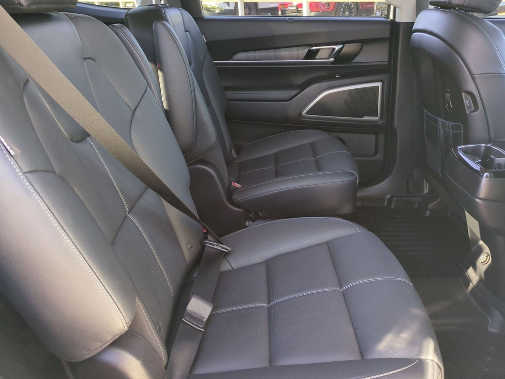 Thumbnail: 2023 Kia Telluride - 27