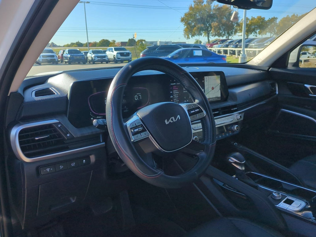 Thumbnail: 2023 Kia Telluride - 2