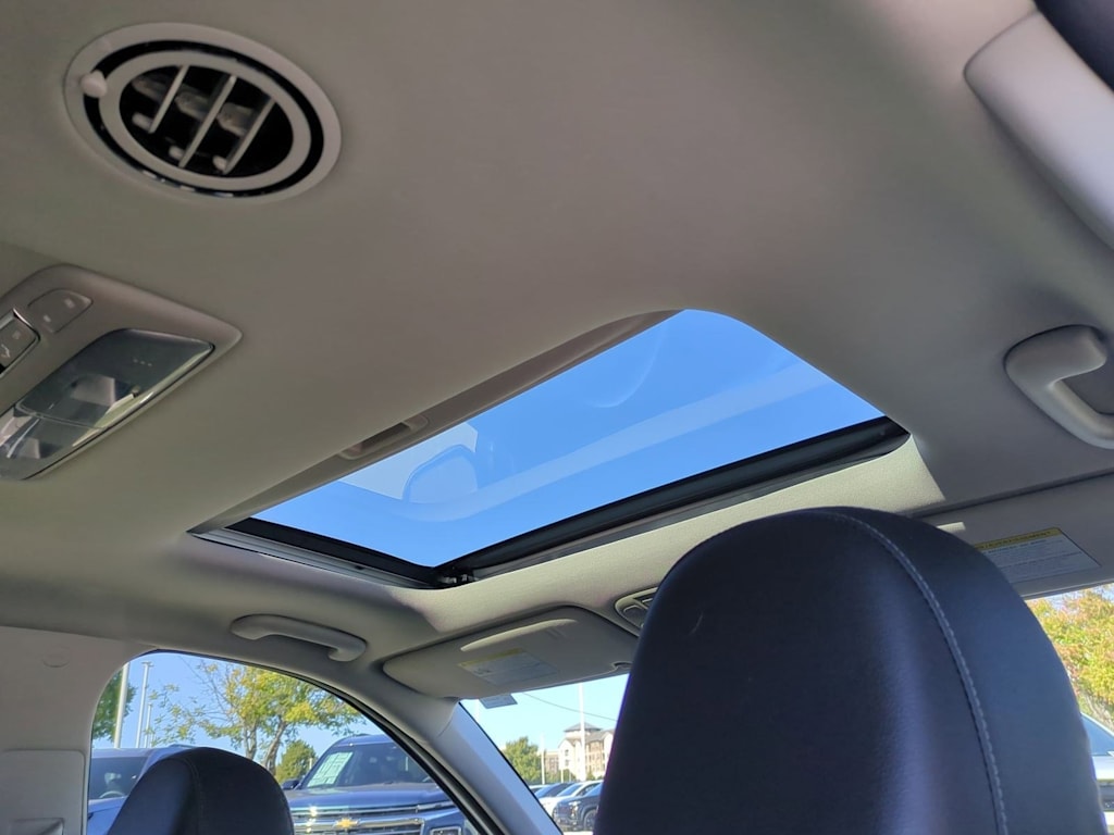 Thumbnail: 2023 Kia Telluride - 28