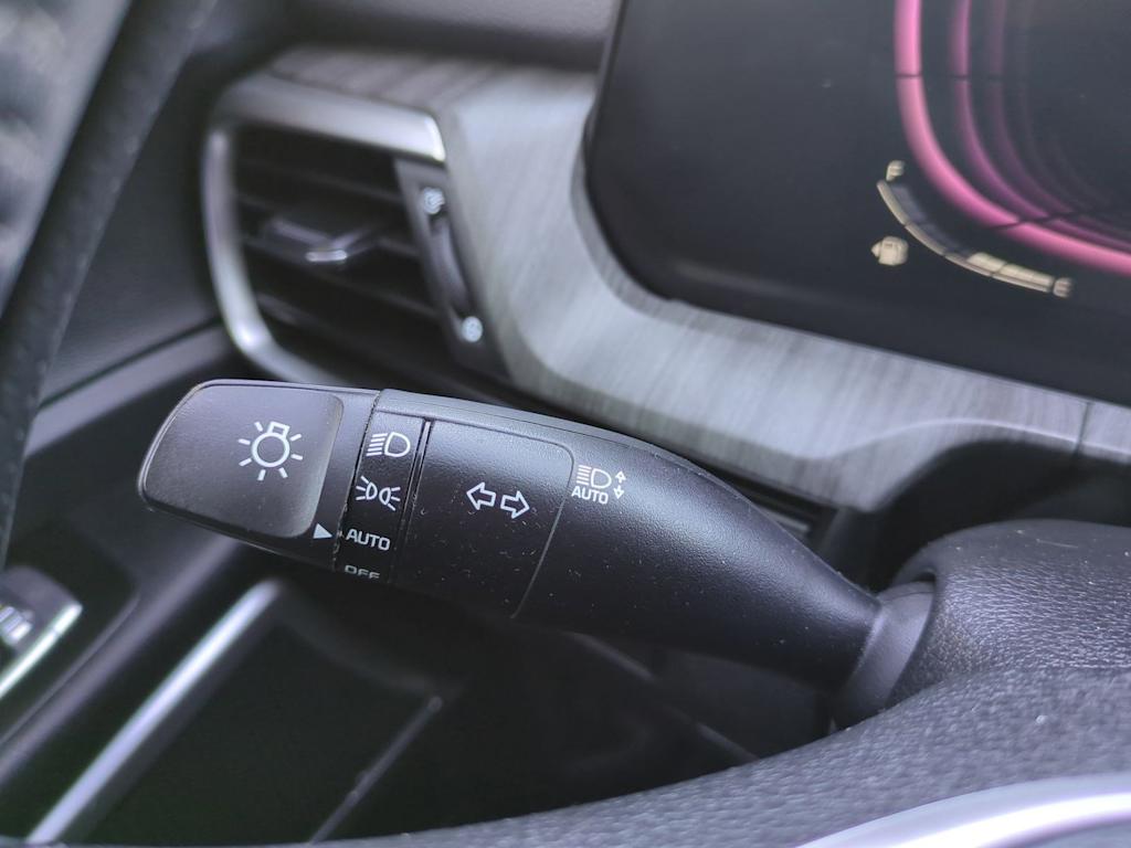 Thumbnail: 2023 Kia Telluride - 31