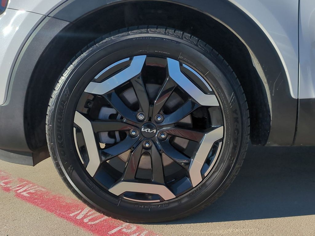 Thumbnail: 2023 Kia Telluride - 8