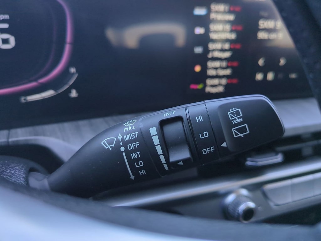 Thumbnail: 2023 Kia Telluride - 17