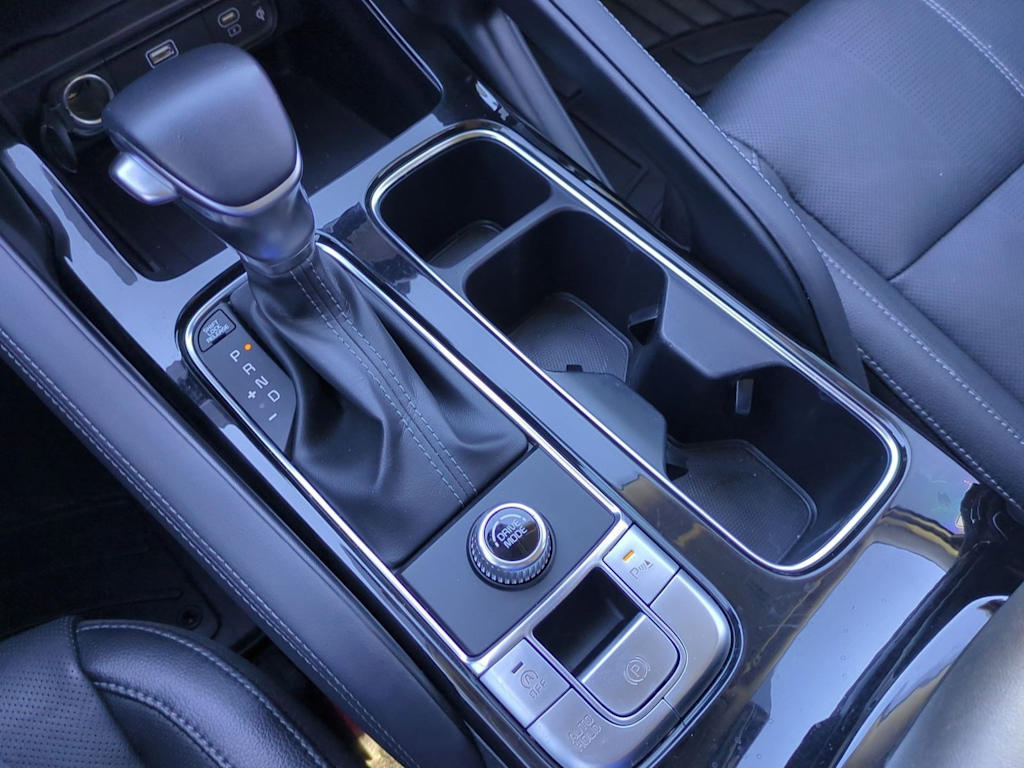 Thumbnail: 2023 Kia Telluride - 16