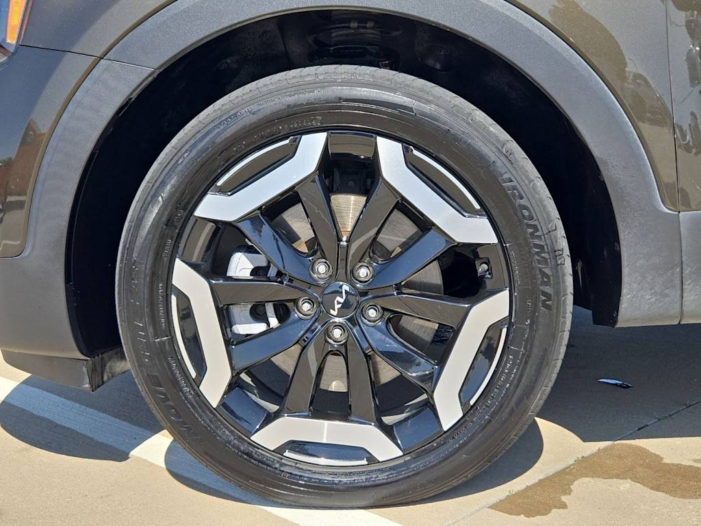 Thumbnail: 2023 Kia Telluride - 8