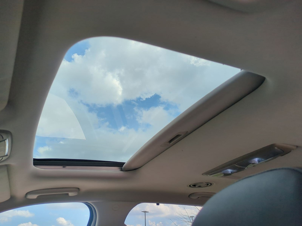 Thumbnail: 2020 Kia Telluride - 25