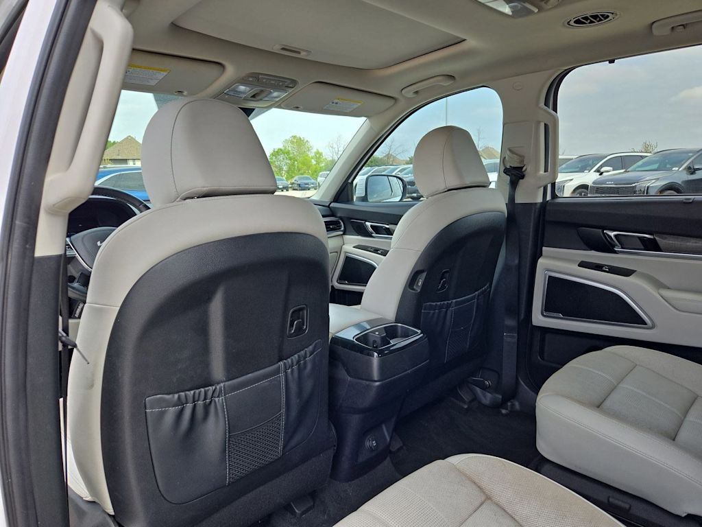 Thumbnail: 2022 Kia Telluride - 12