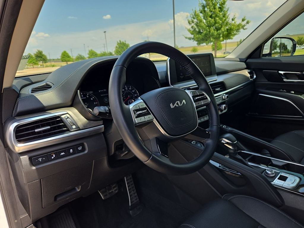 Thumbnail: 2022 Kia Telluride - 2