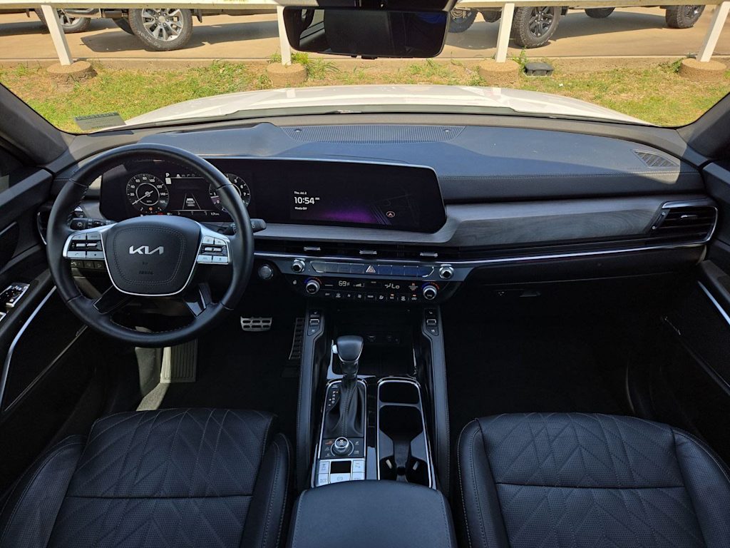 Thumbnail: 2023 Kia Telluride - 9
