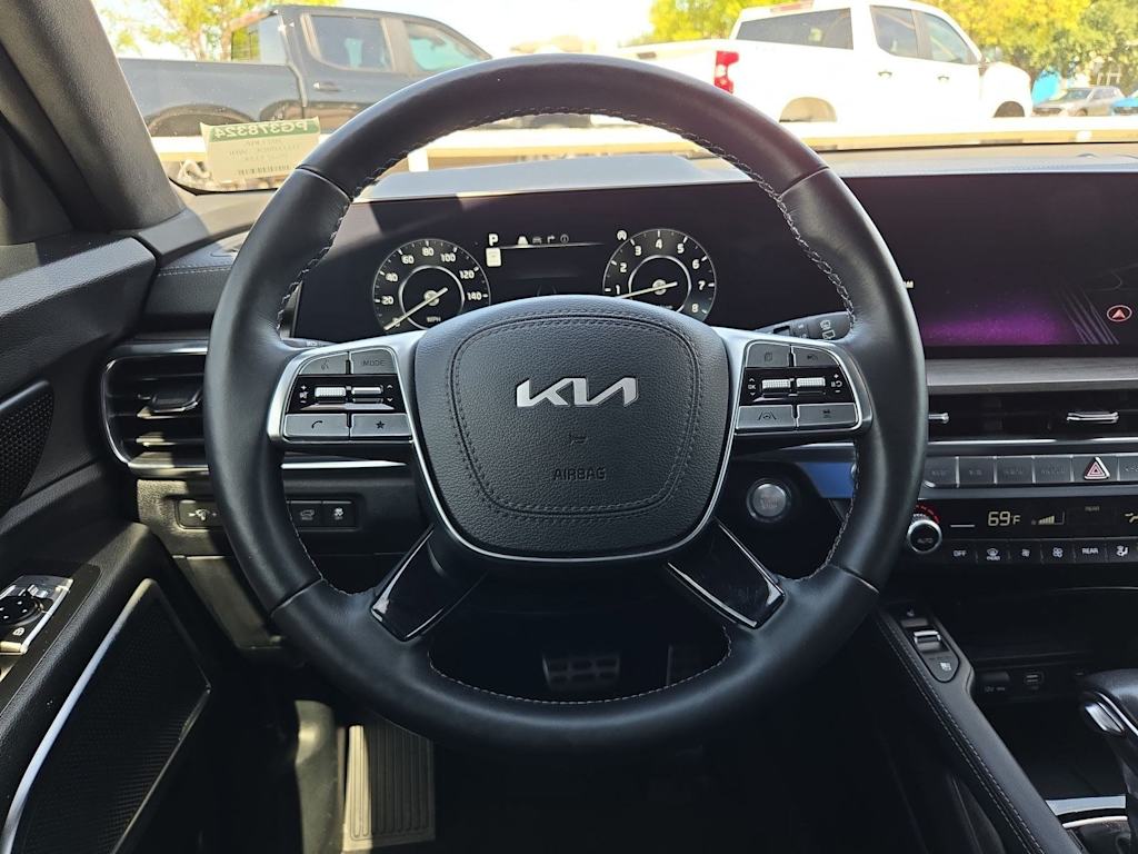 Thumbnail: 2023 Kia Telluride - 13