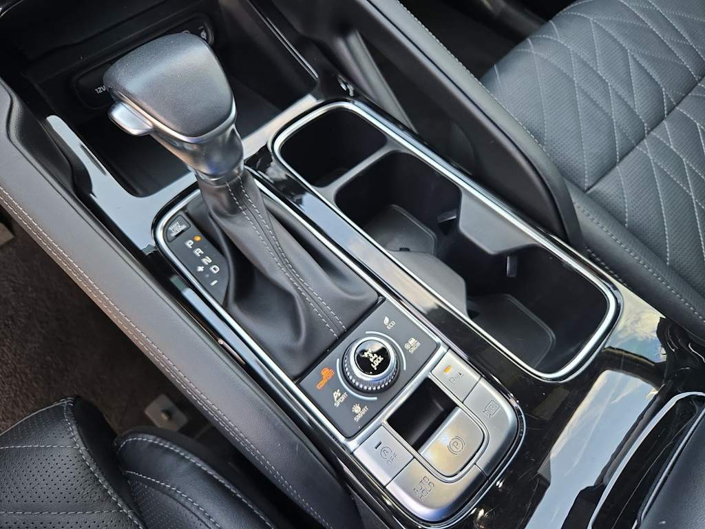 Thumbnail: 2023 Kia Telluride - 15