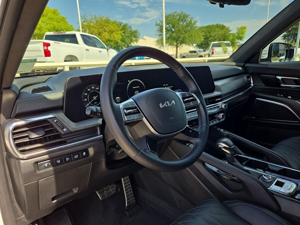 Thumbnail: 2023 Kia Telluride - 2