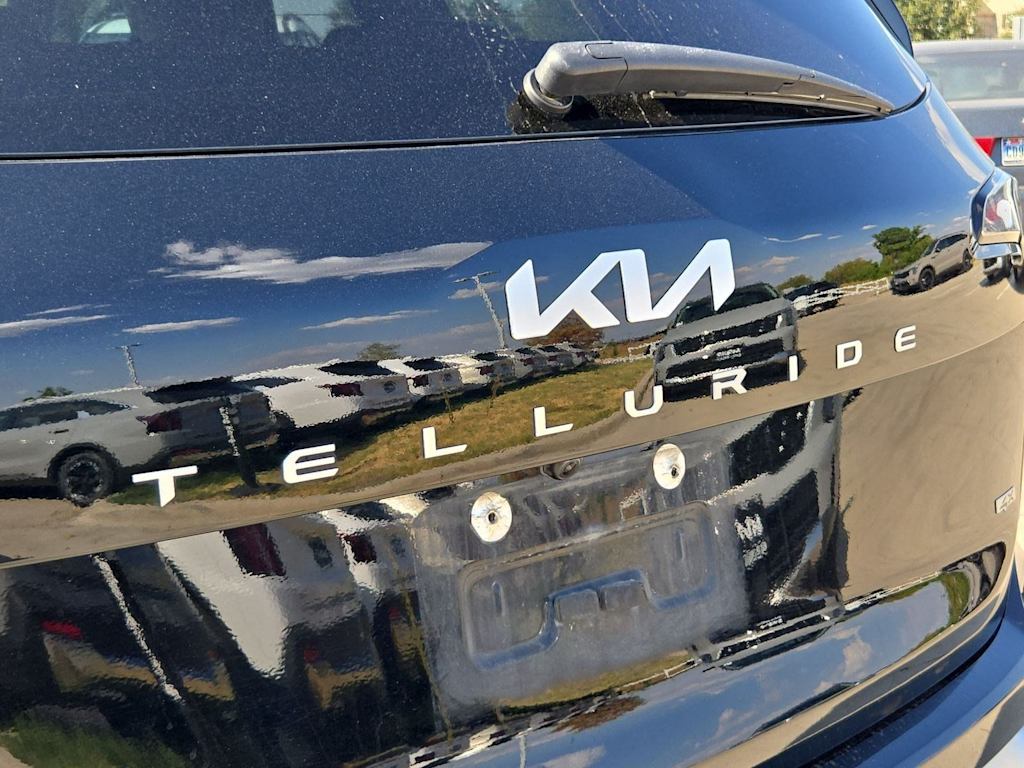 Thumbnail: 2023 Kia Telluride - 7