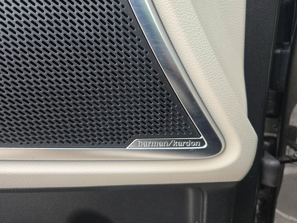 Thumbnail: 2024 Kia Telluride - 35