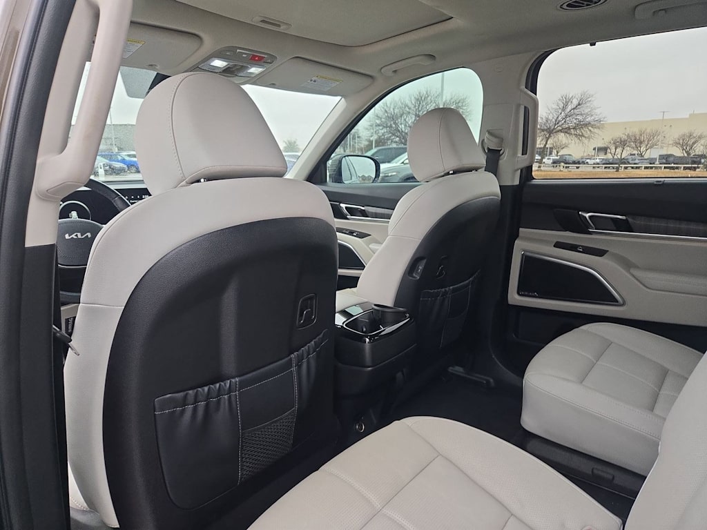 Thumbnail: 2024 Kia Telluride - 13