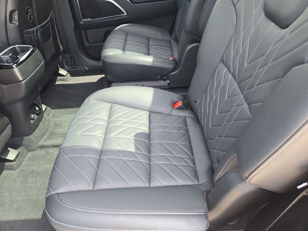 Thumbnail: 2025 Kia Telluride - 11