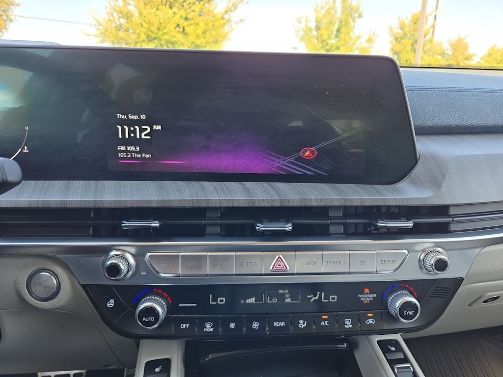 Thumbnail: 2023 Kia Telluride - 14
