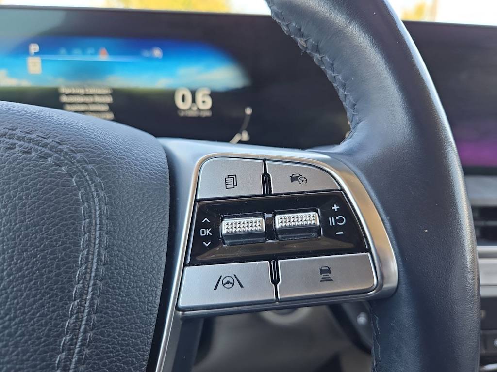 Thumbnail: 2023 Kia Telluride - 28