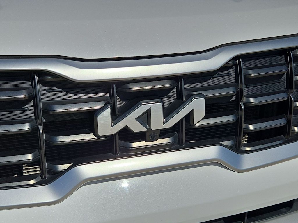 Thumbnail: 2023 Kia Telluride - 21