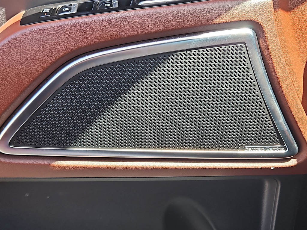 Thumbnail: 2024 Kia Telluride - 17