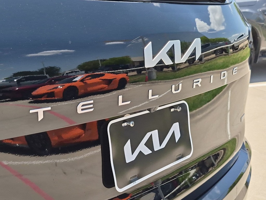 Thumbnail: 2024 Kia Telluride - 18