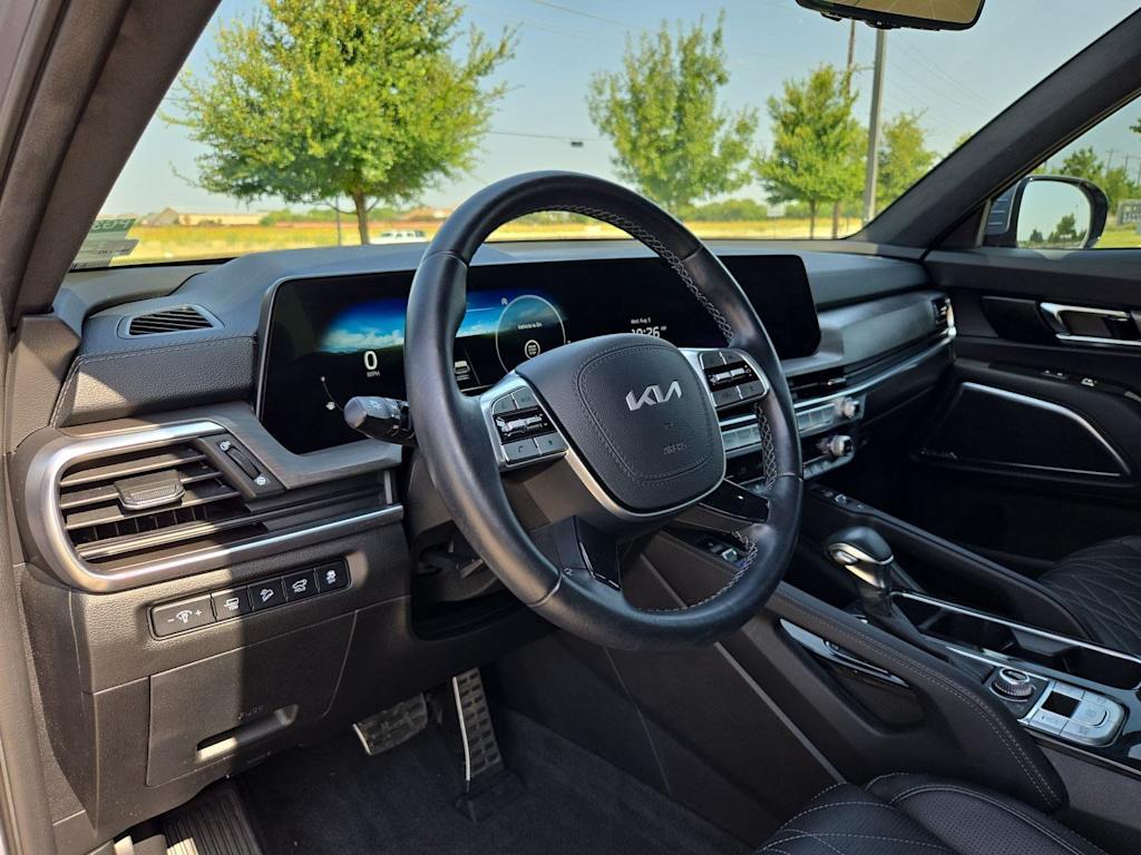 Thumbnail: 2023 Kia Telluride - 2