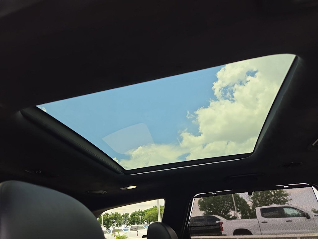 Thumbnail: 2023 Kia Telluride - 25
