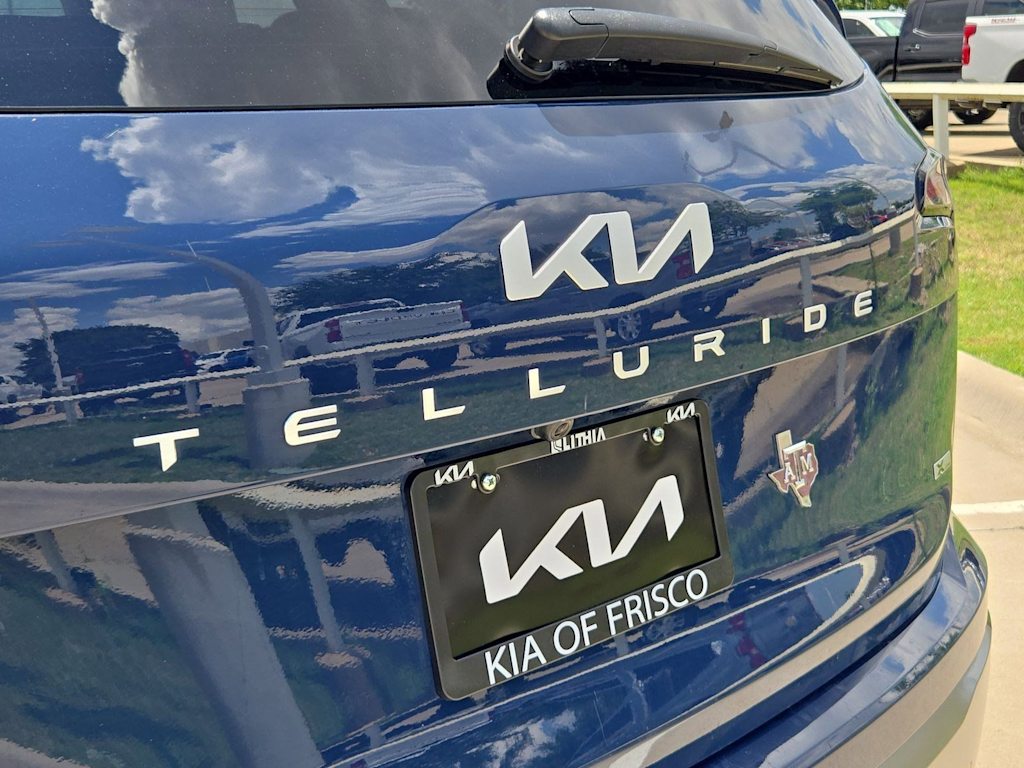 Thumbnail: 2023 Kia Telluride - 7