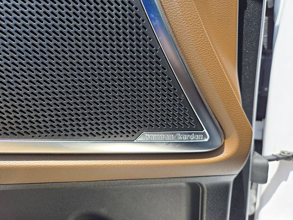 Thumbnail: 2021 Kia Telluride - 33