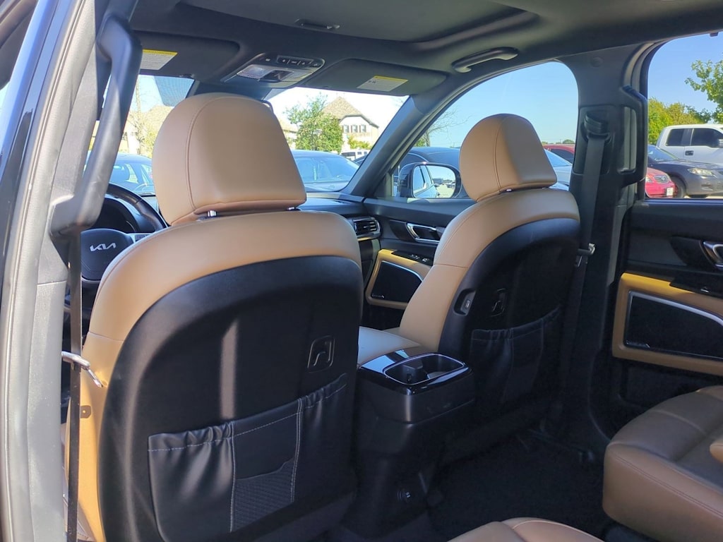 Thumbnail: 2022 Kia Telluride - 13