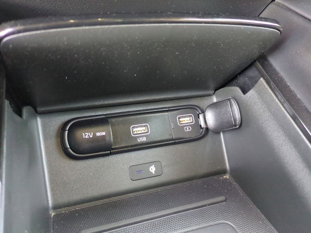 Thumbnail: 2022 Kia Telluride - 36